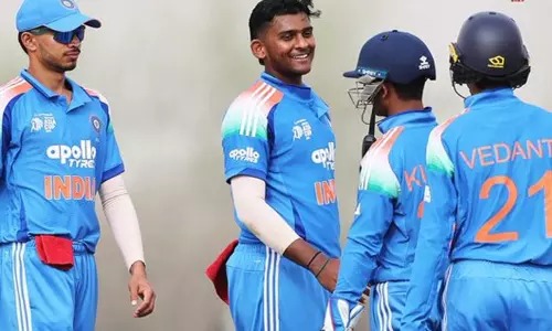 இளையோர் ஆசிய கோப்பை: இறுதிப்போட்டிக்கு நுழைய இந்தியா - இலங்கை இன்று பலப்பரீட்சை!